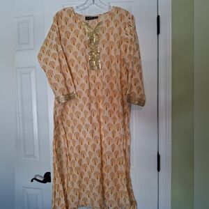 Peach Printed Kurti With Gold Embroidery Size L
